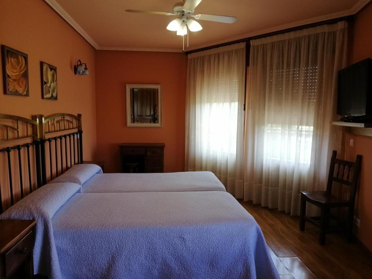 Hotel Rural Lajafriz Fornillos de Aliste Esterno foto